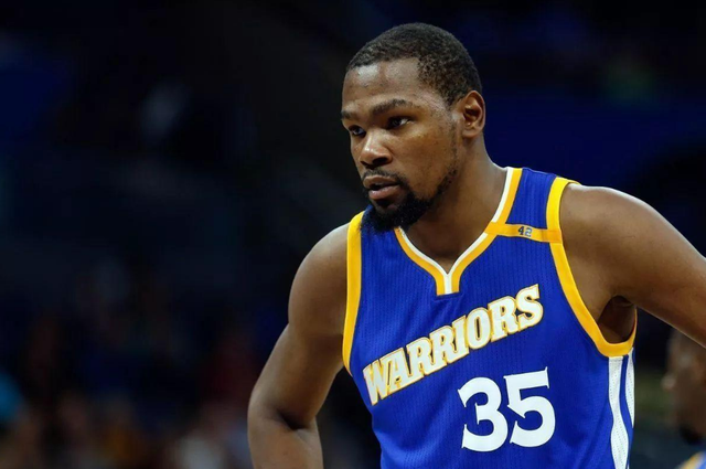 “苏超番外篇”，南京VS苏州足球对抗赛已有超5000人预约看球（苏超特别场：南京对苏州足球对决，预约观赛人数突破5000）