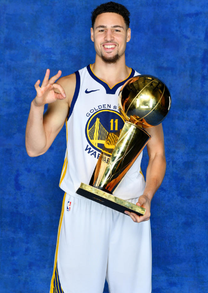 德劳伦蒂斯：在我们这个破主场里，一场只能赚300万欧（德劳伦蒂斯抱怨主场收入：每场仅300万欧）