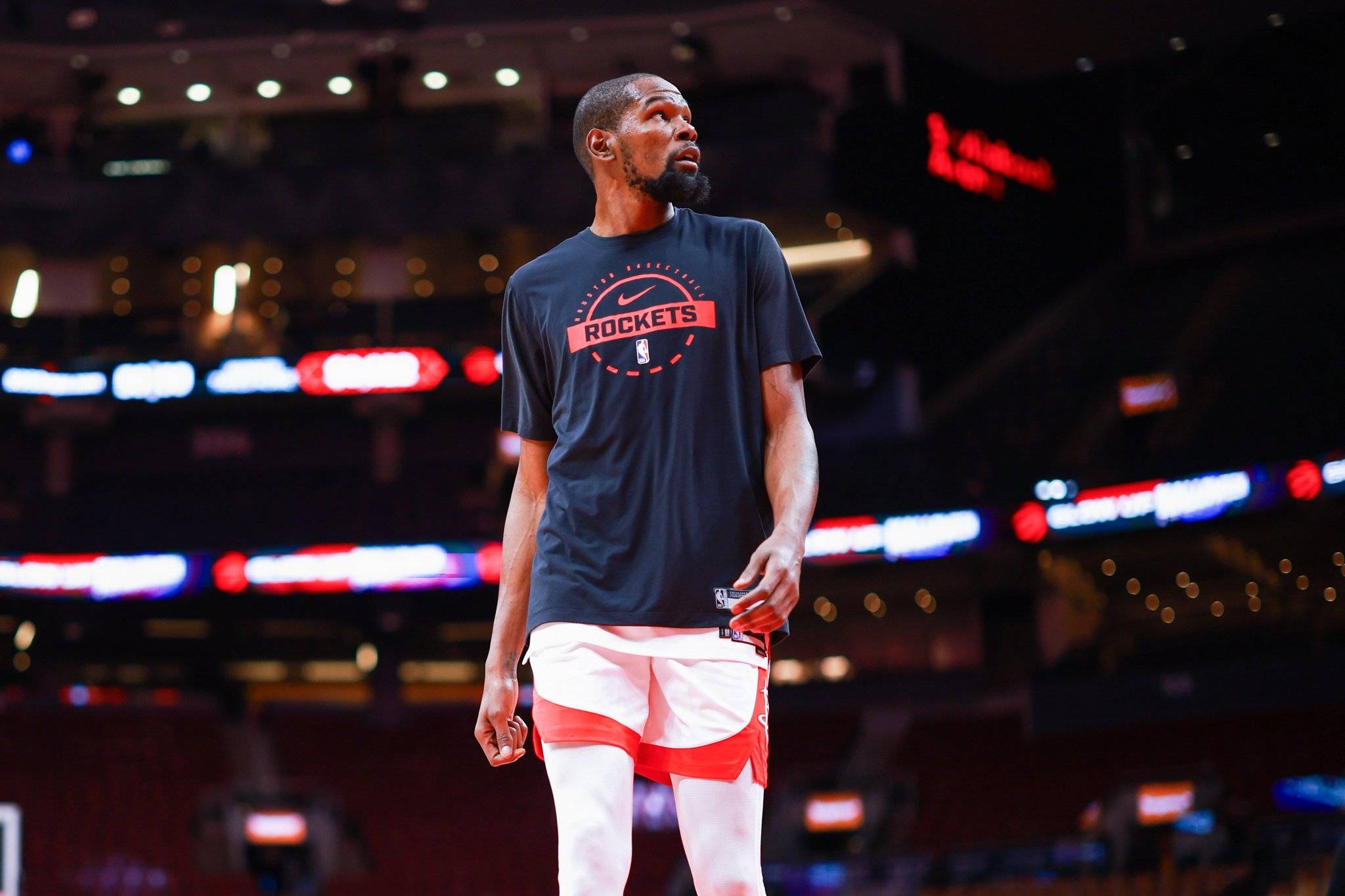 梅西亮相迈阿密国际，首秀时间确定（梅西加盟迈阿密国际，首秀时间敲定）