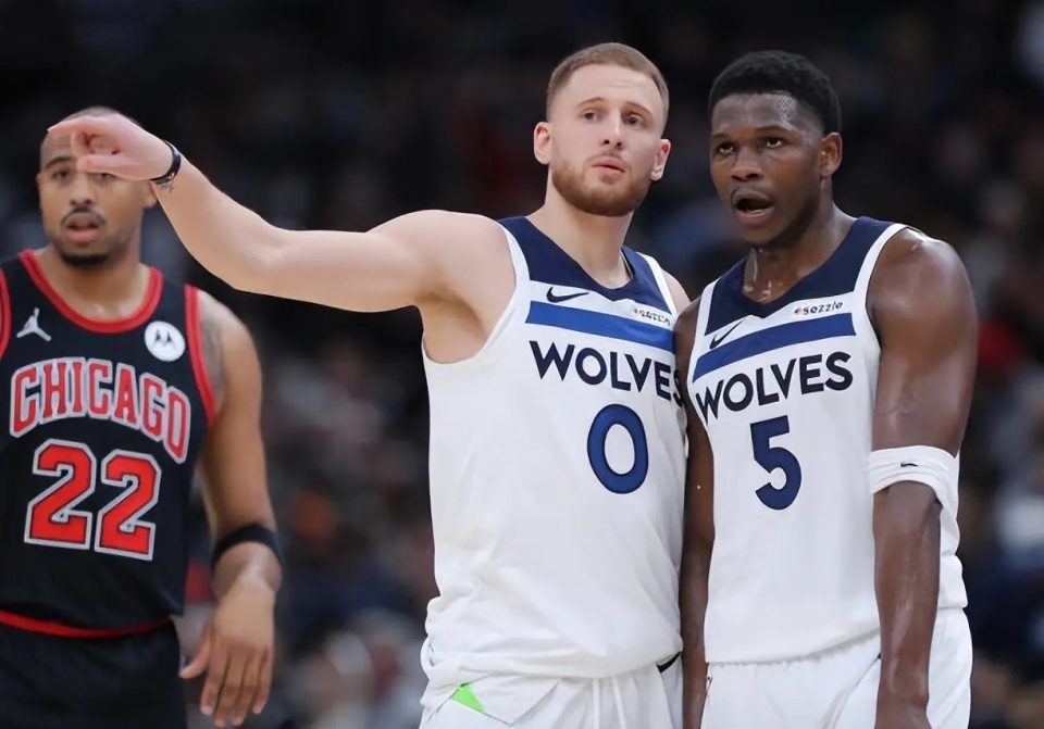 红黑之心，代代相传❤️🖤（红黑信仰，薪火相传❤️🖤）